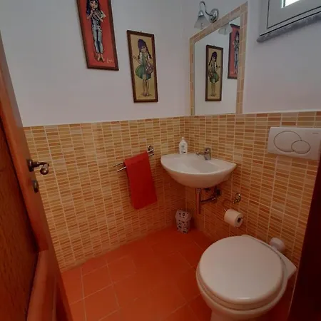 Guest house A Due Passi.... *